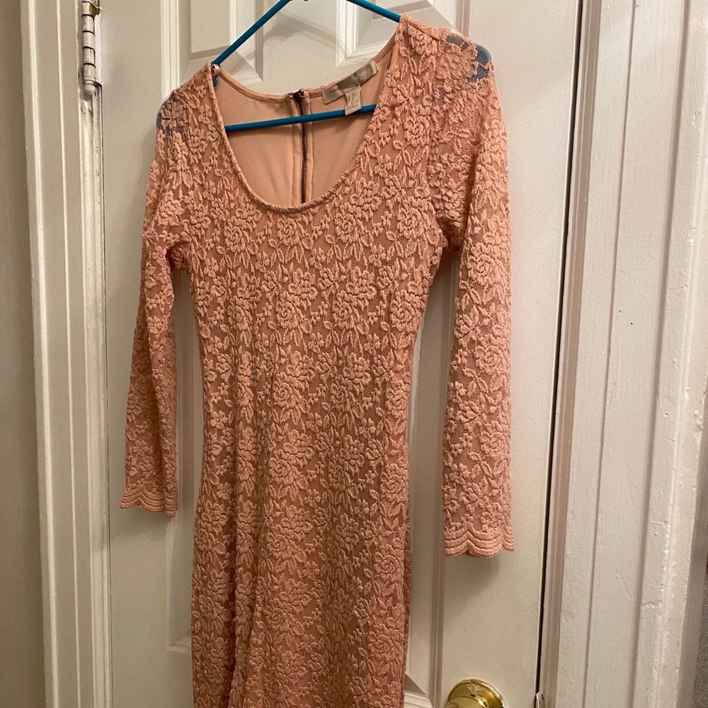 Dress! - Picture 3 of 5